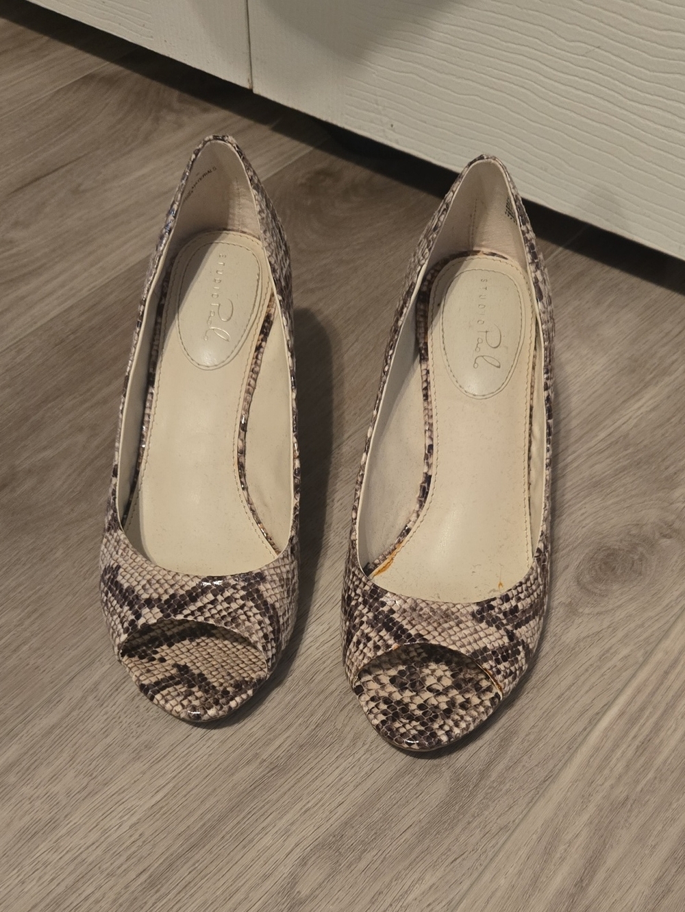 Studio Paolo Beige and Brown Snake-Print Peep Toe Flats